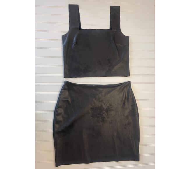 Gianni Bini Coated Cropped Tank Skirt Set Event Date Night Size Womens Large - Picture 1 of 7